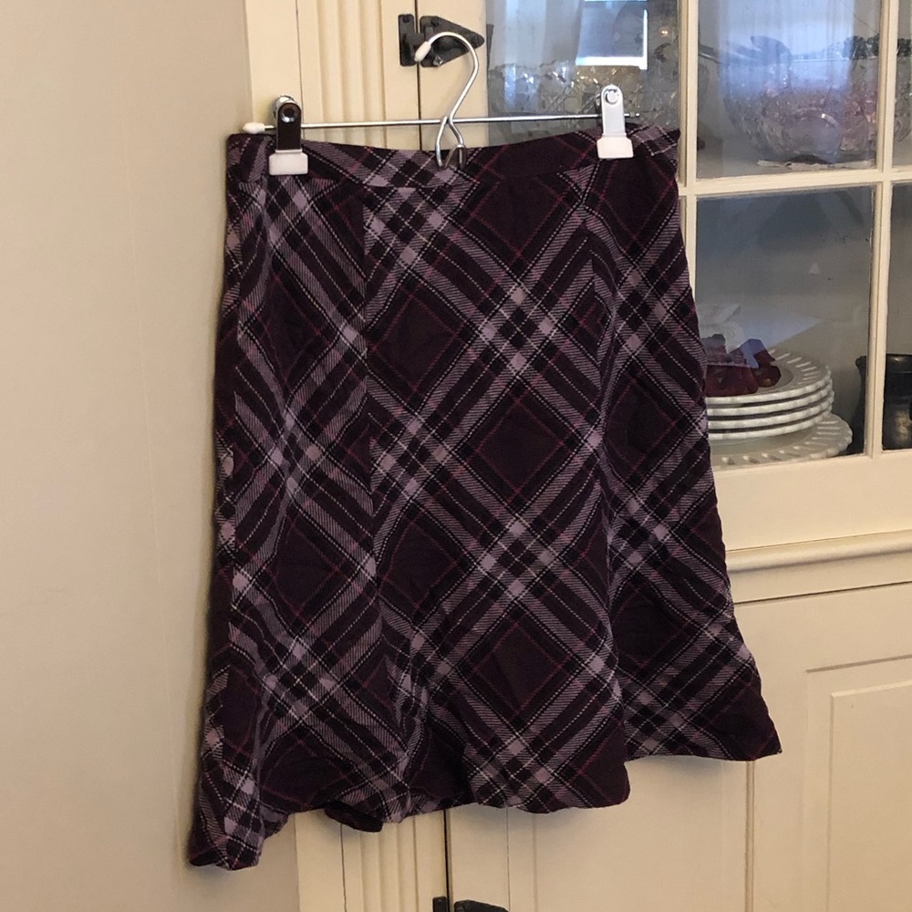 Feels like wool skirt